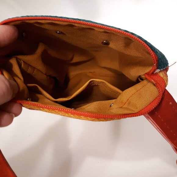 New Southwestern Sarape Stripe Tapestry Cowgirl Purse Red green gold Sling bag - Picture 11 of 11